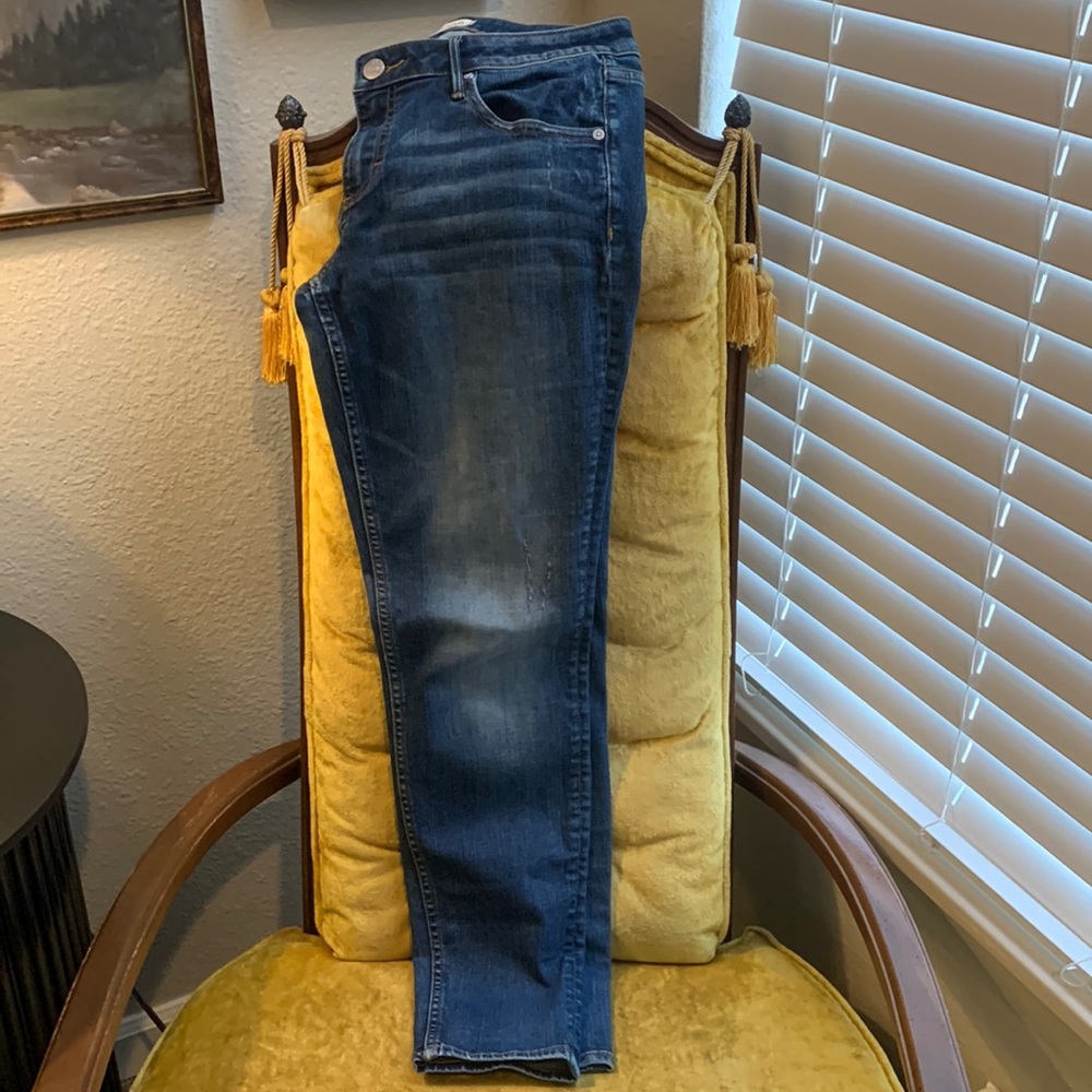 LAST CHANCE! Maurice’s Slightly Distressed Skinny Jeans